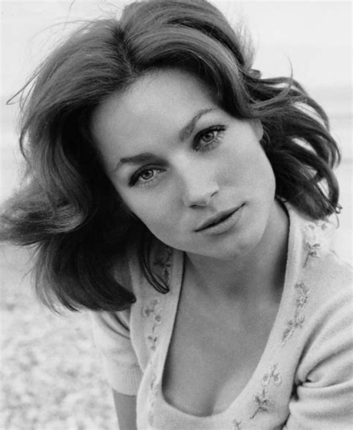 Shirley Anne Field IMDb