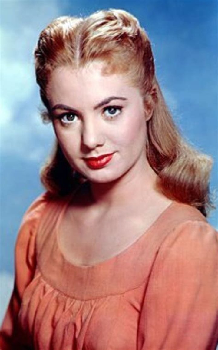 Shirley Jones from Oklahoma, 1956. Shirley jones, Actresses, Movie stars