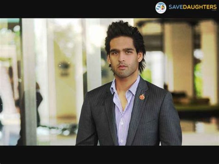 Siddharth Mallya Net Worth, Wiki, Son, Wife, Mother, Married