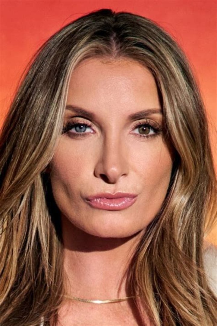 Silvia Saige Silvia Saige