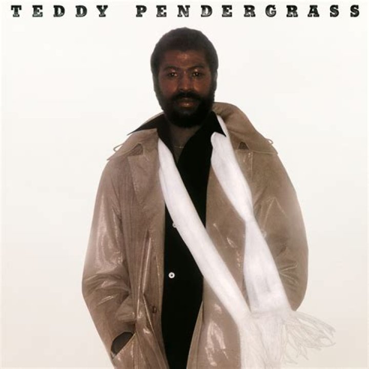 Singer Teddy Pendergrass, a star dimmed by tragedy, is dead at 59