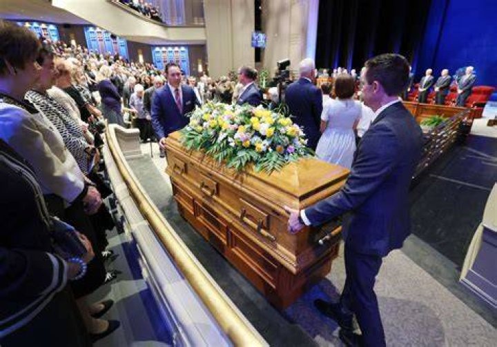 Sister Patricia T. Holland passes away at age 81 LDS Living