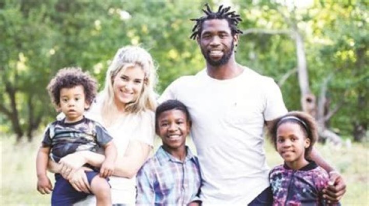 Siya Kolisi Biography, Age, Wife, Kids, Salary, Wedding, Instagram
