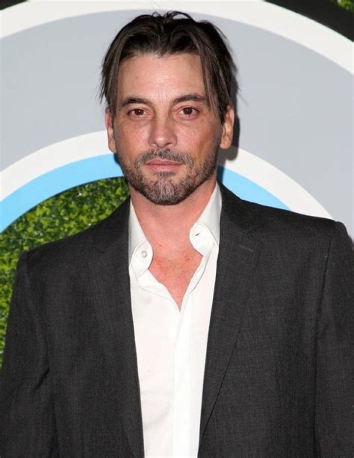 Skeet Ulrich Net Worth 2020, Bio & Wiki, Age, Height