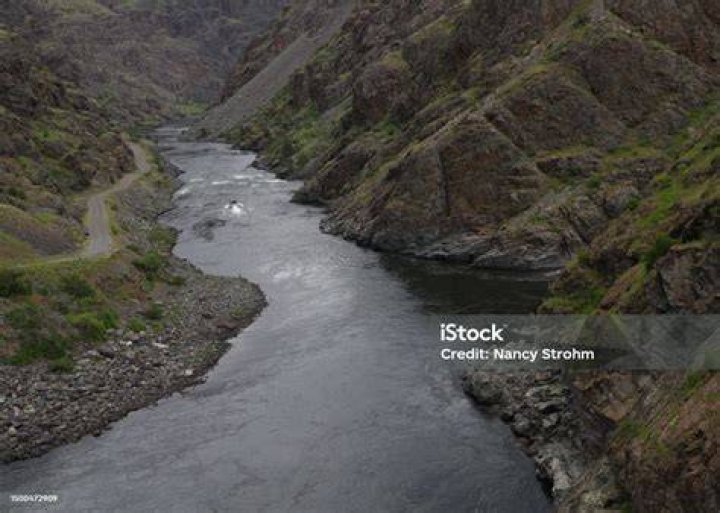 Snake River - It flows through the Pacific Northwest states of Wyoming, Oregon, Washington, and Idaho.