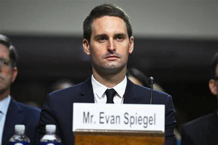 Snap CEO Evan Spiegel pays off student debt for Los Angeles art school
