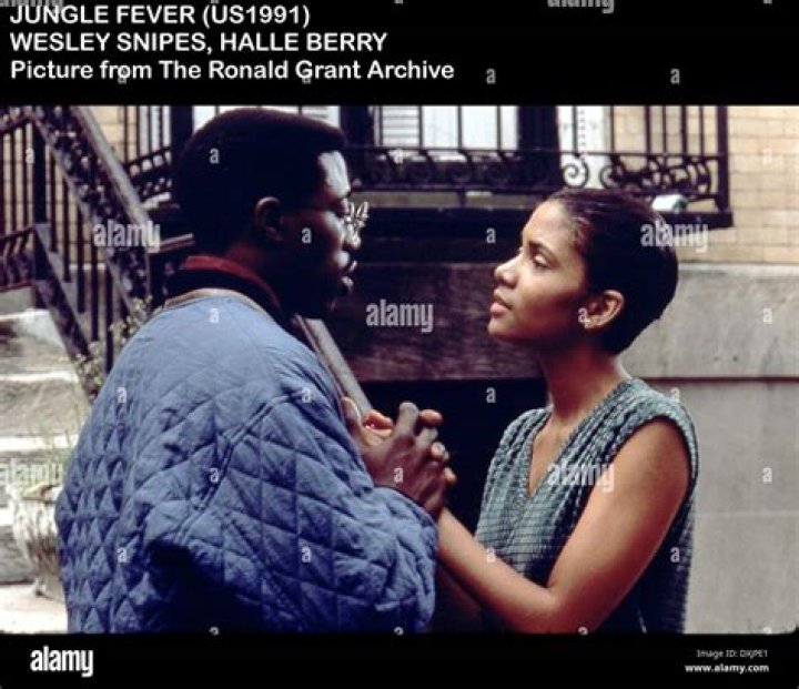 SNIPES,BERRY, JUNGLE FEVER, 1991 Stock Photo Alamy