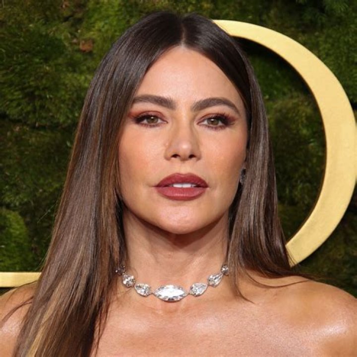 Sofía Vergara from Celebrity Mean Tweets From Jimmy Kimmel Live! E! News