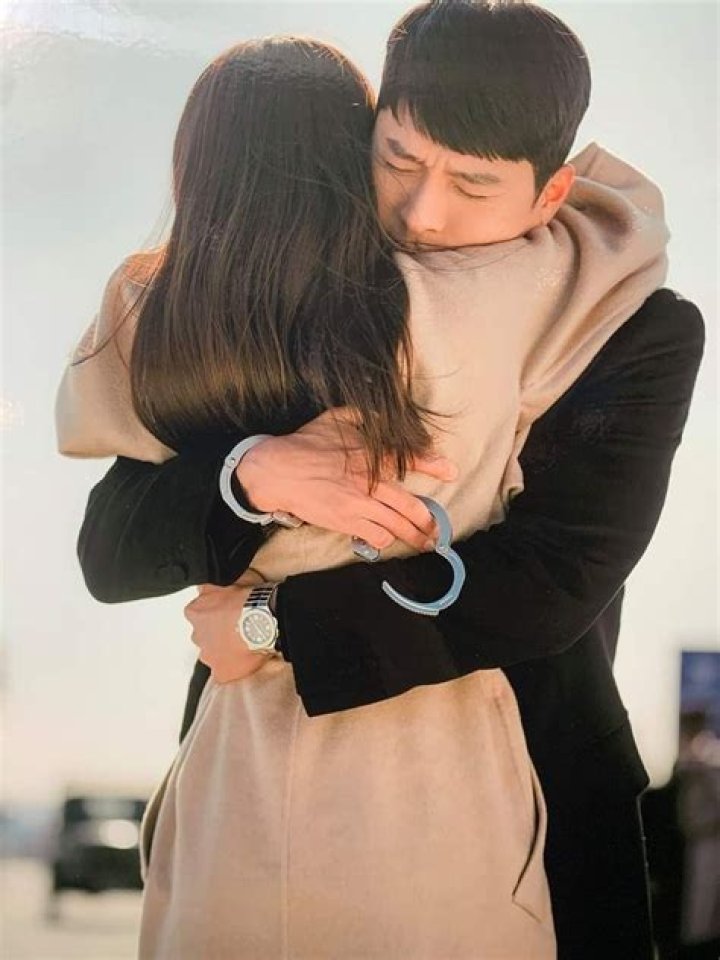 Son Ye Jin ve Hyun Bin evliliklerinin birinci yılını kutluyor K Fandom