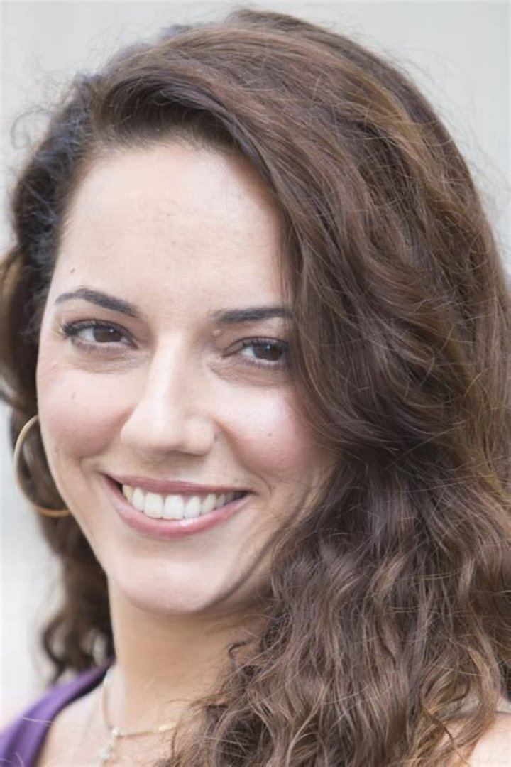 Sona Movsesian Bio, Wiki, Age, Height, Husband, Family, NBC and Net Worth