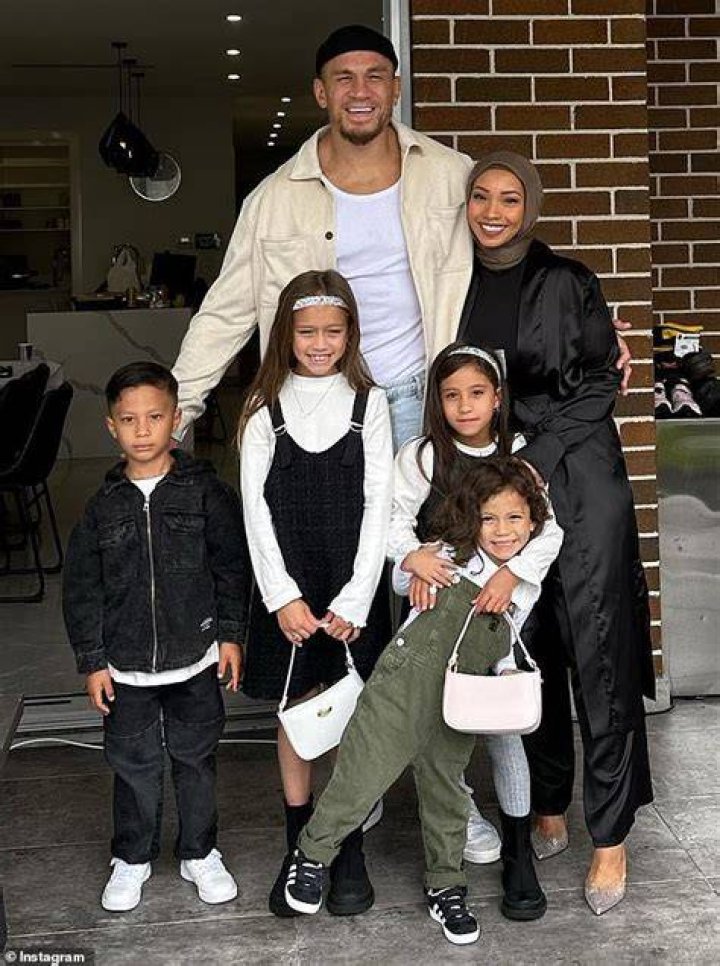 Sonny Bill Williams reveals wife Alana Raffie has adopted hijab head