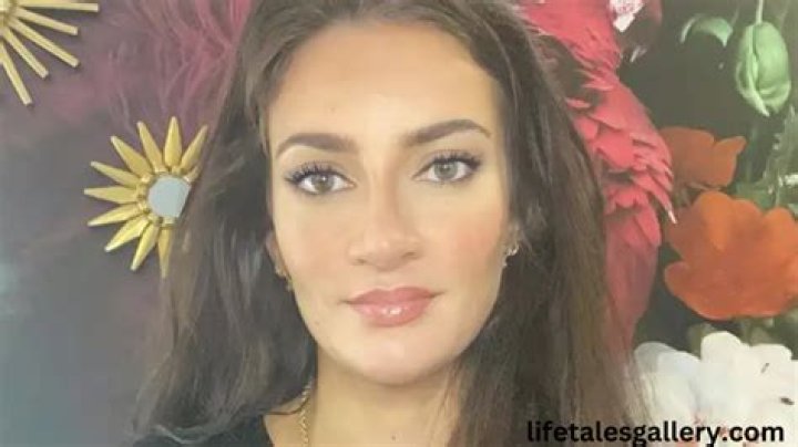 Sophie Brussaux Bio Age Height Wiki Profile Net SexiezPicz Web Porn