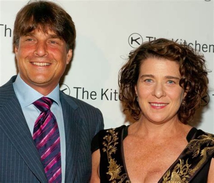 Soros son&rsquo;s estranged wife gets 21M manse &mdash; for 10 Page Six