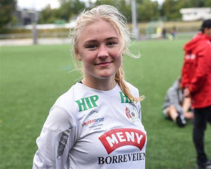 SPORT Jenteb&oslash;lgen har kommet for &aring; bli