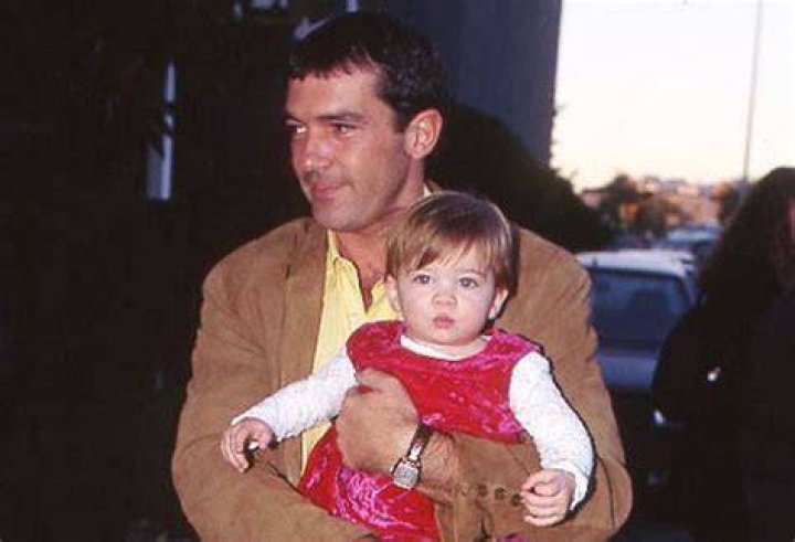 Stella Banderas Biography Childhood, Facts, Family & Achievements of