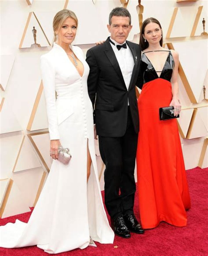 Stella Banderas Oscars 2020 Red Carpet &bull; CelebMafia