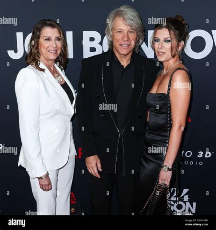 Stephanie Rose Bongiovi Bio Meet Jon Bon Jovi's Daughter