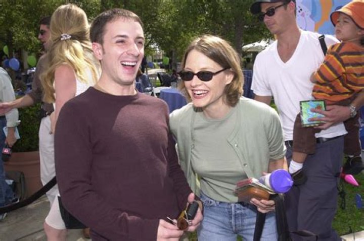 Steve Burns, Have A Wife? We Have Clues About His Dating Life