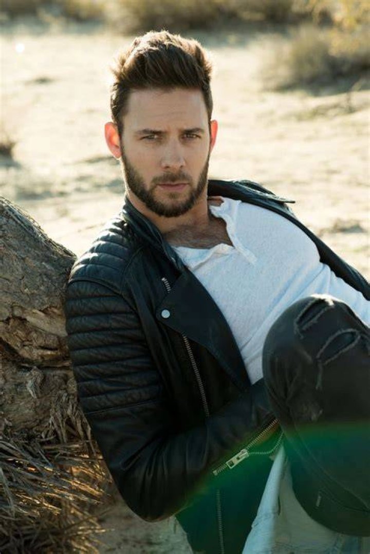 Steve Lund Wiki Un soup&ccedil;on de magie Fandom