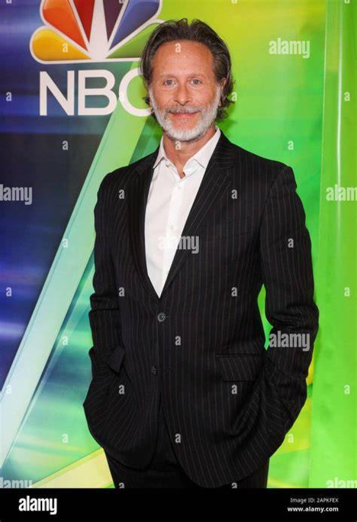Steven Weber at arrivals for LES GIRLS Tawdry 10th Annual Cabaret, The