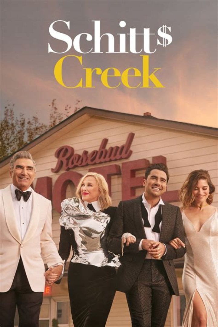 Stevie Budd's Pregnancy Speculation In Schitt's Creek Season 2