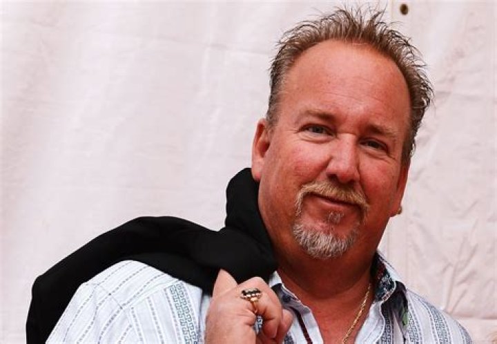 Storage Wars star Darrell Sheets has surgery for heart failure after