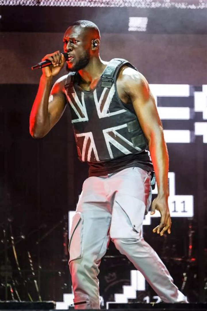 Stormzy Height (With Proof & Visual Comparison) Heartafact