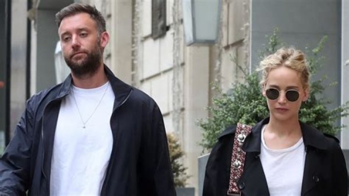 Strange Things About Jennifer Lawrence And Cooke Maroney's Relationship