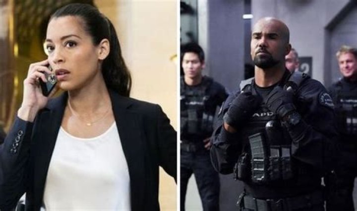 SWAT blunder Hondo held phone wrong way in glaring continuity error