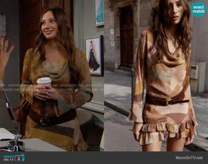 Sydney Bullock Style, Clothes, Outfits and Fashion &bull; CelebMafia