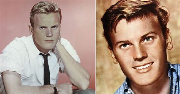 Tab Hunter Had a Secret Romance with Anthony Perkins before Coming out