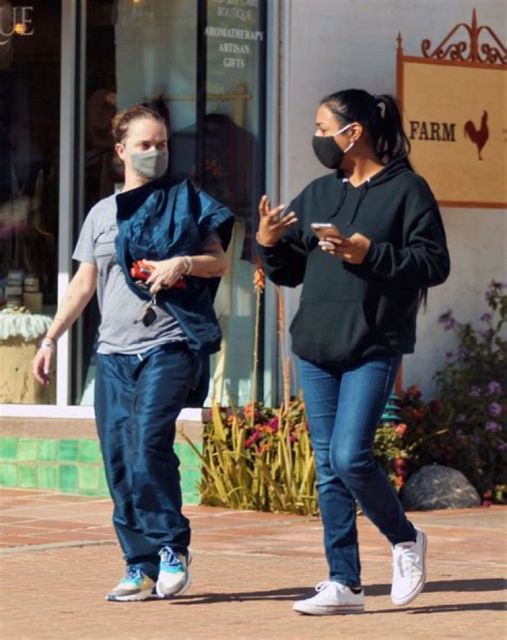 TARYN MANNING Out for Kunch with New Girlfriend in Palm Springs 01/28