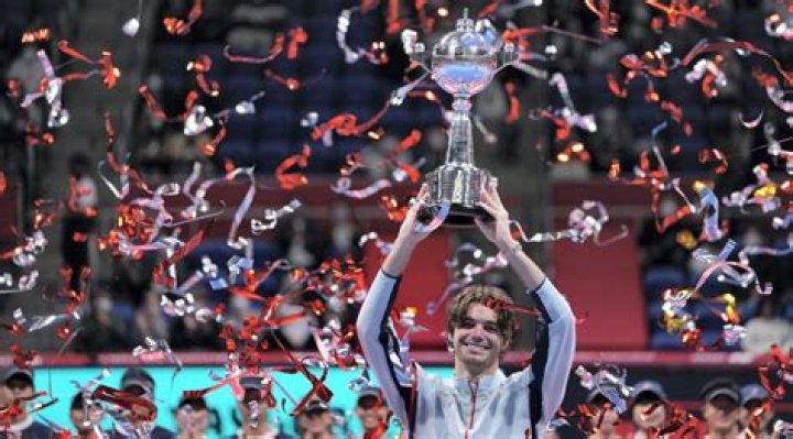 Taylor Fritz reaches top 10, seeks more in breakthrough year AP News