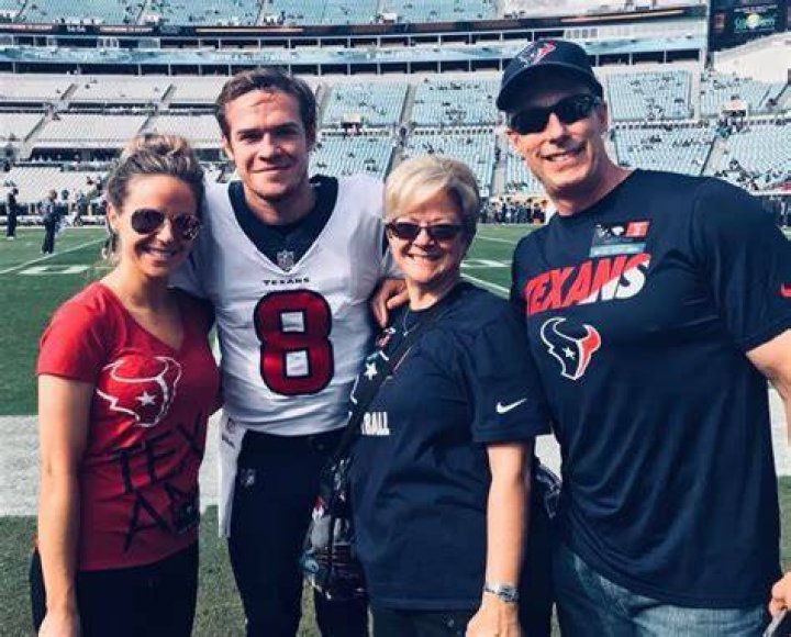 Taylor Heinicke family, wife, children, parents, siblings 1 taylor heinicke family wife children parents siblings