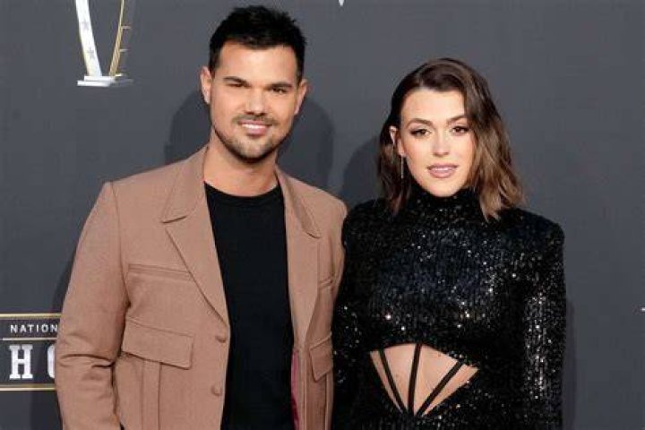 Taylor Lautner Wife Meet Taylor Dome