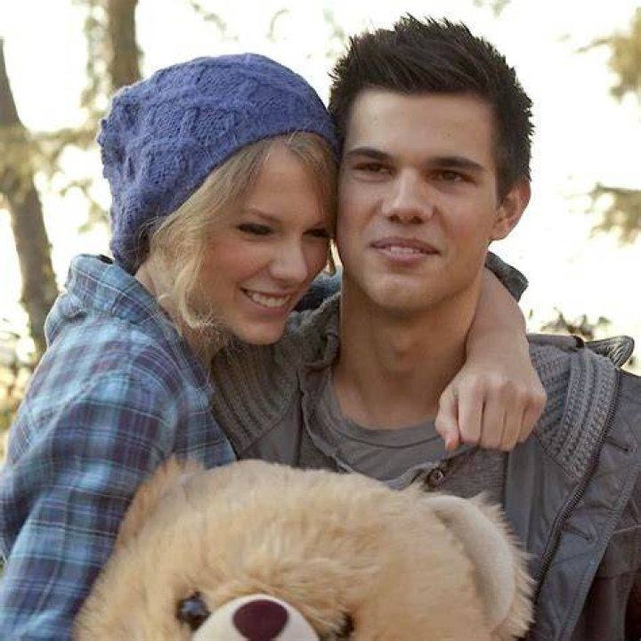 Taylor Lautner Wishes He Could Change One Thing About His Relationship