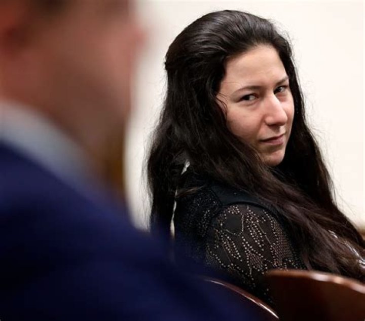 Taylor Schabusiness 'capable of proceeding' in beheading case, court