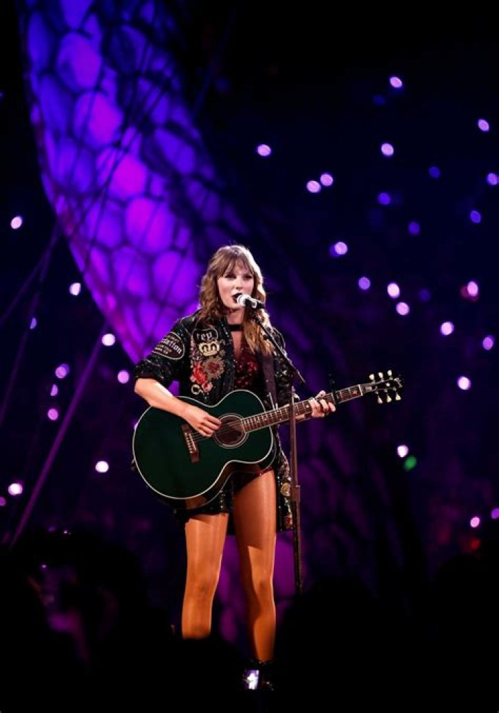 Taylor Swift Performs Live at Wembley Stadium in London 06/22/2018