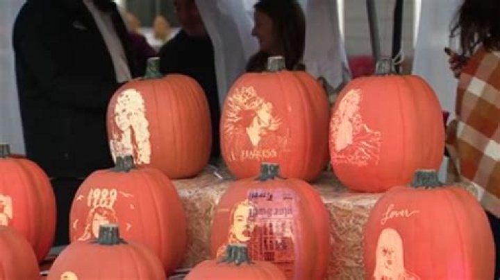 Taylor Swift Photos Pumpkins Carved to Look Like Rock Stars