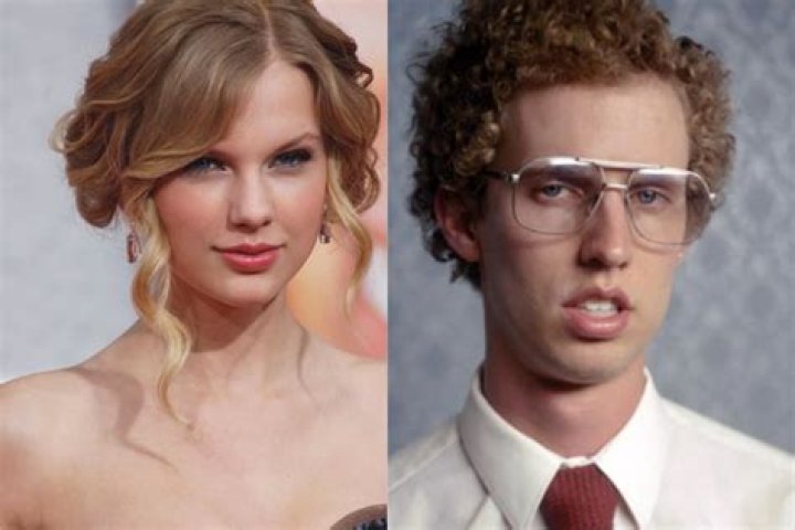 Taylor Swift vs. Napoleon Dynamite DANCE OFF! YouTube