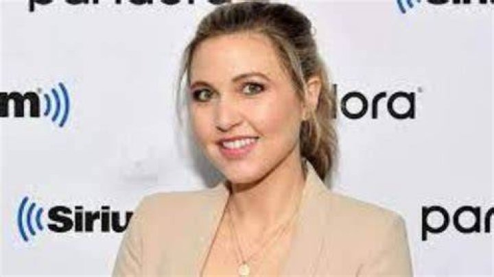 Taylor Tomlinson Age, Bio, Birthday, Family, Net Worth National Today