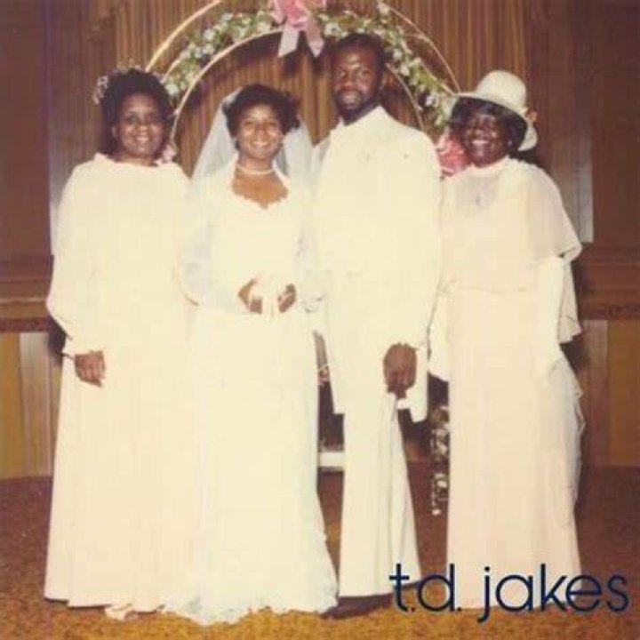T.D. Jakes and Serita Jakes Son Jamar Jakes Girlfriend