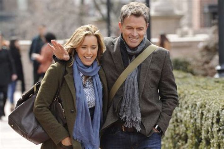 T&eacute;a Leoni & Tim Daly Make Red Carpet Debut as a Couple, at White House