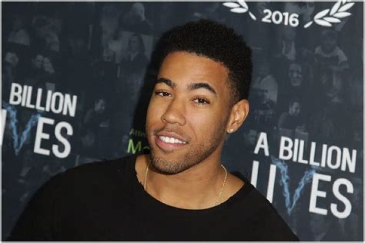 Teddy Swims Net Worth 2024 Wife Famous People Today