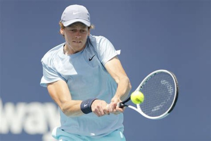 Teenager Sinner to meet Hurkacz in surprise Miami Open final