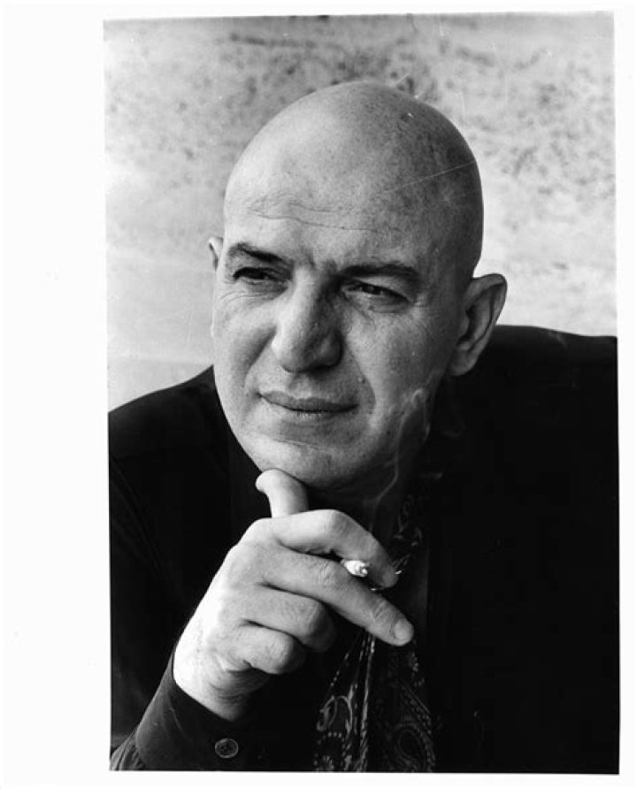 Telly Savalas Biography IMDb