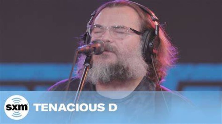 Tenacious D Performs An Amazing Cover Of Chris Isaak's "Wicked Game