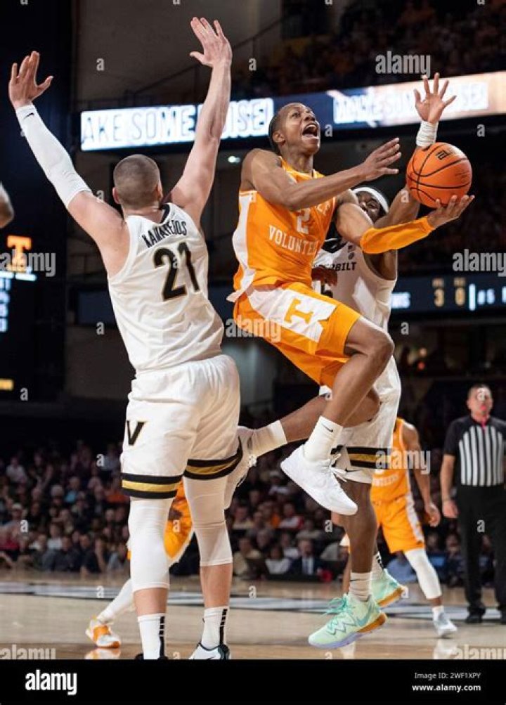 Tennessee Guard Jordan Gainey Shooting Slump as SEC Play