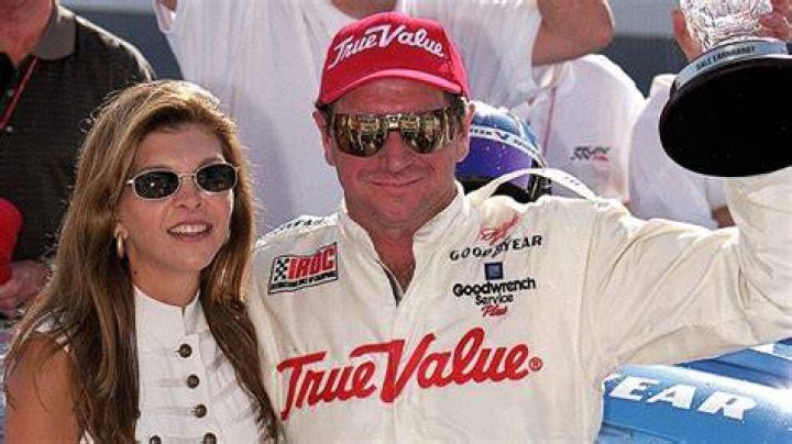 Teresa Earnhardt's husband Dale Earnhardt died racing the Daytona 500