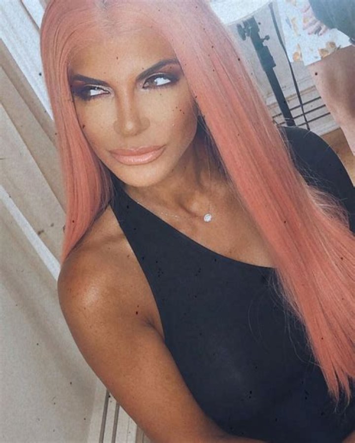 Teresa Giudice Wears Multiple Wigs, Real Housewives Comment Us Weekly